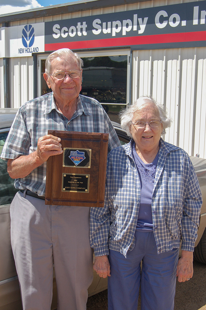 Wally Scott and his wife, Gladys, in 2007 showing off Farm Equipmentâ€™s Dealership of the Year award.