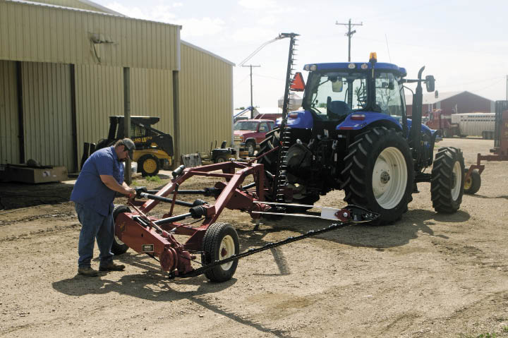 Customer Service at Kennedy Implement Customer Service at Kennedy Implement