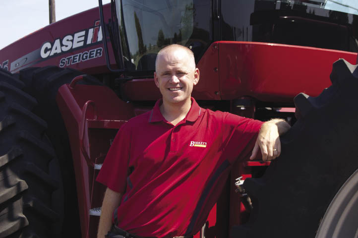 Darin Kennelly, precision farming specialist with Birkey’s Farm Store, is evaluating the potential of adding agronomic analysis as part of the dealership service. During the last few years the number of customers asking him about prescription planting and variable rate, has risen. Darin Kennelly, precision farming specialist with Birkey’s Farm Store, is evaluating the potential of adding agronomic analysis as part of the dealership service. During the last few years the number of customers asking him about prescription planting and variable rate, has risen.