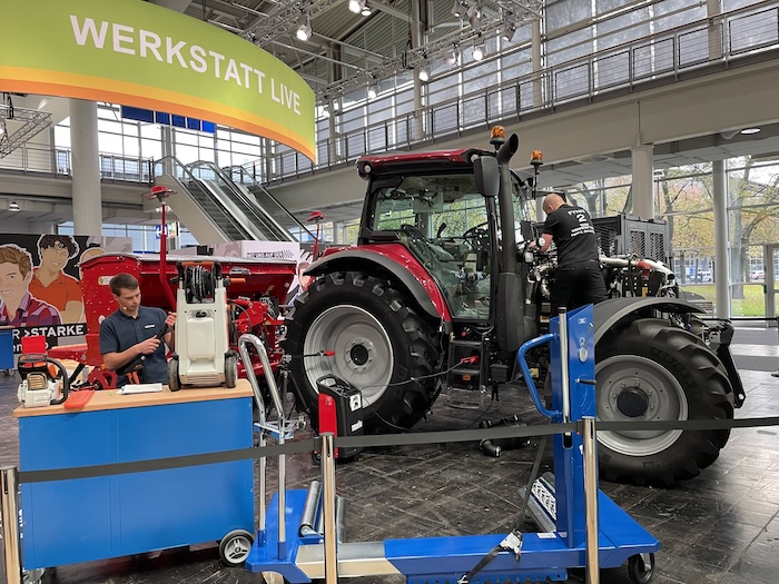 Agritechnica live demo.jpg