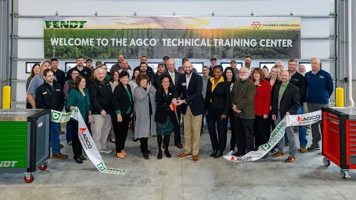 Inline_Image_3___Thumbnail___AGCO_Technician_Training_Center_at_Parkland_College_jpg.jpg