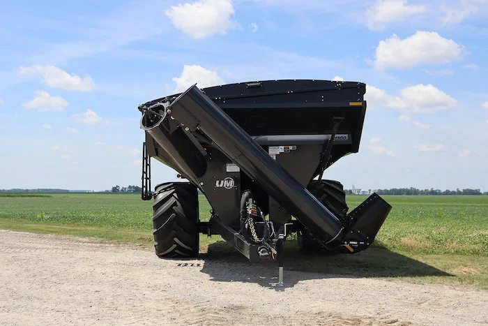 x-series-auger-transport-position.jpg