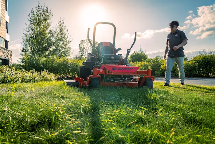 AriensCo Gravely Pro-Turn 200 copy.jpg