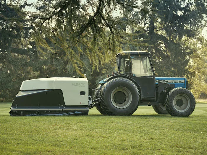 Ecorobotix Inc. ALBA Ultra-High Precision Sprayer copy.jpg