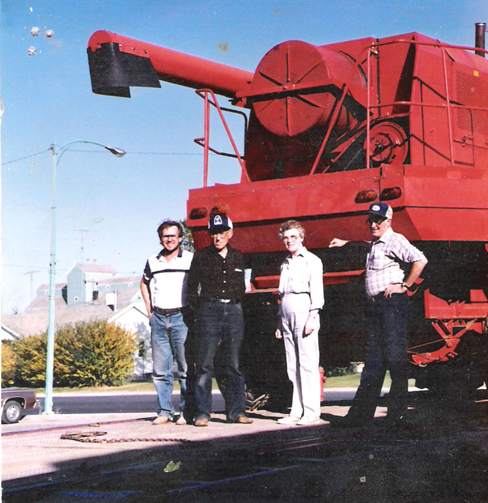 Jack-Stankievech-1979-Second-9700-built-(#2)-Jack,-John,-Margaret-&-Aaron.jpg