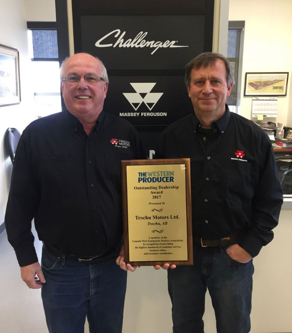 Jack-Stankievech-Jack-and-Rich---Outstanding-Dealer-Award.jpg