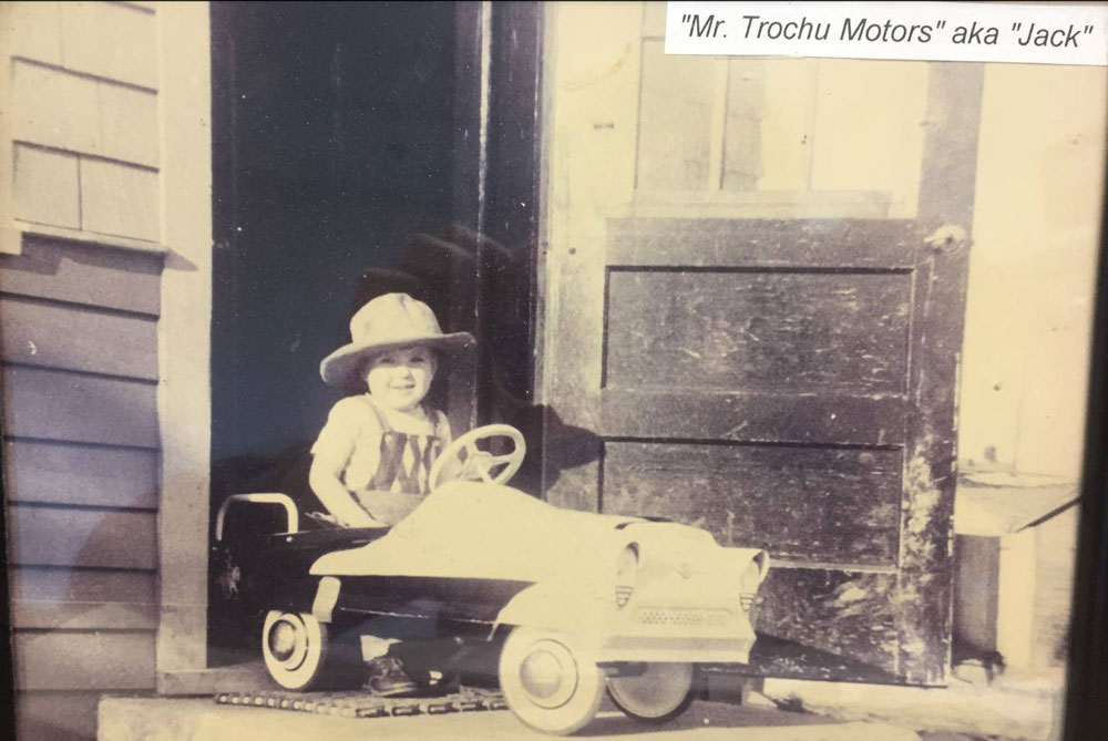 Jack-Stankievech-Jack-as-a-2-year-old-in-his-car.jpg