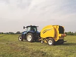New Holland Agriculture New Holland Roll-Belt 1 Series Round Baler.jpg