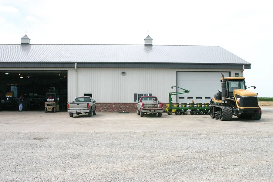 2007 engineering hq and farm shop combined