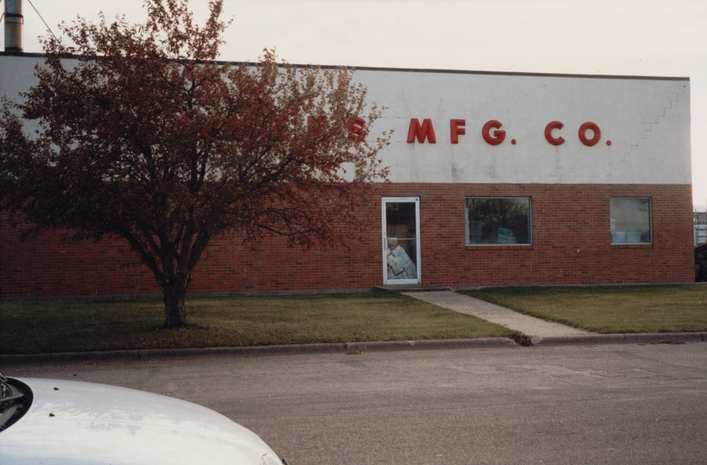 Original-Summers-Factory-Maddock.jpg