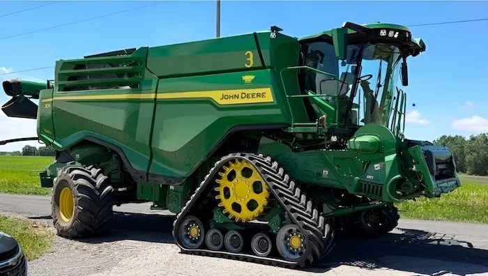 Trackman Tracks_John Deere X9.jpg