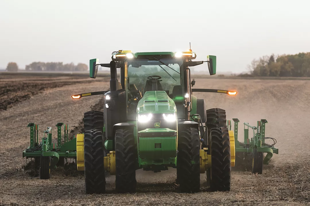 john deere autonomous tractor