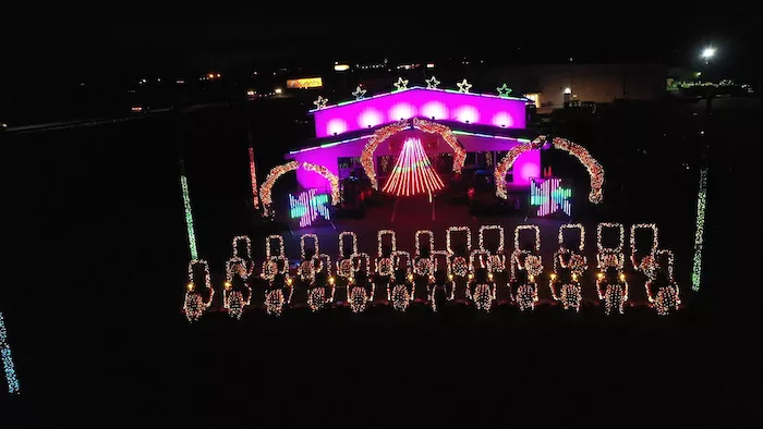 Messicks Christmas Light Show