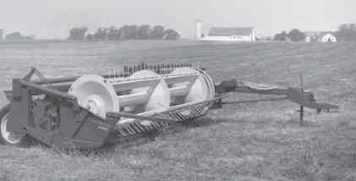 1964-New-Holland-industrys-first-mower-conditioner.jpg