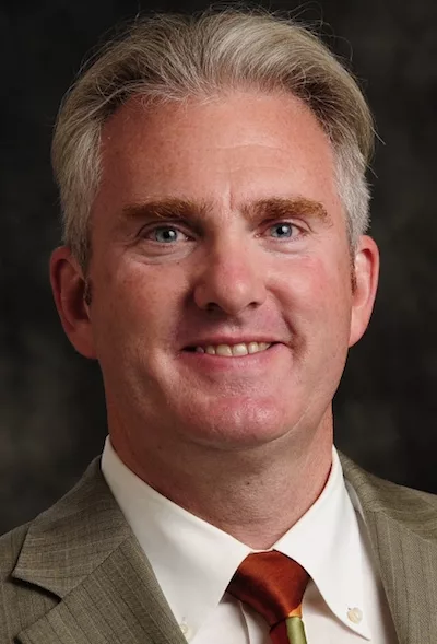 Scott   office 435x640