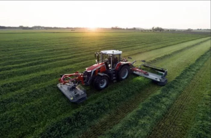 Massey Ferguson triple mower image.png