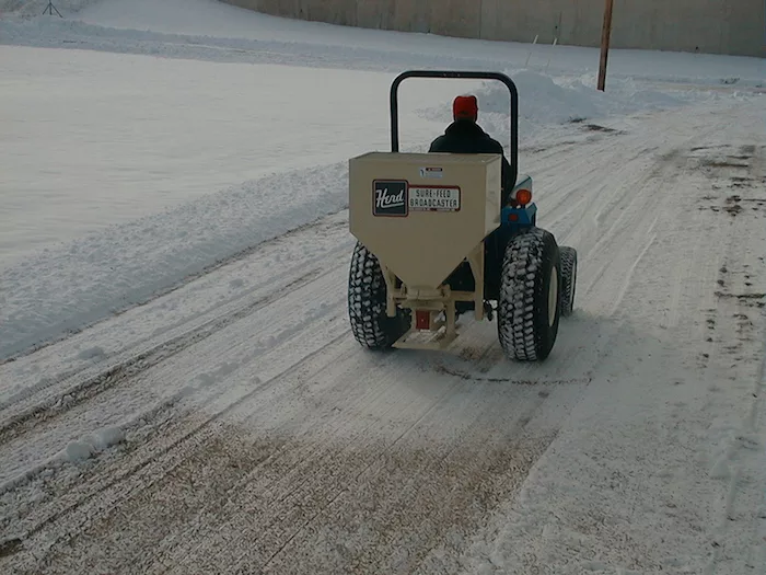 KASco_Herd_750S_Sand_Spreader_1117 copy