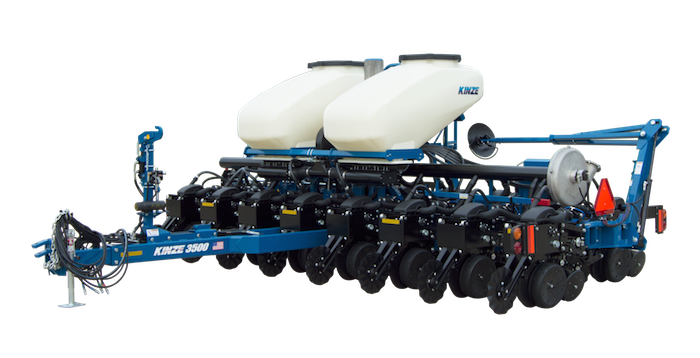 キング Flexing the 5900 Kinze planter to its full potential! With 42