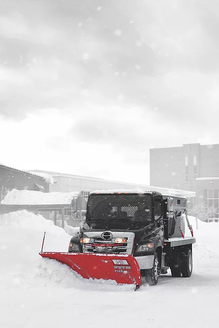Douglas Dynamics Western Pro Plus HD Straight Blade Plow_0518 copy