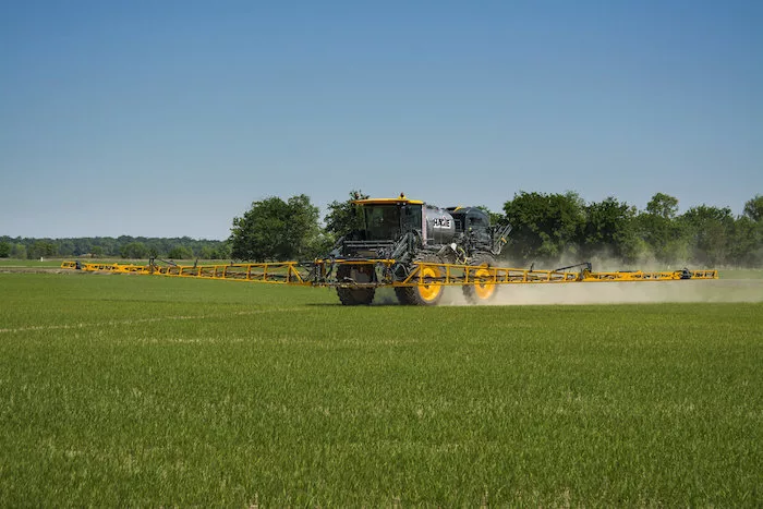 Hagie MY19 STS10 and STS12 Sprayers_0518 copy