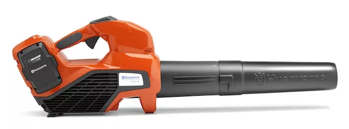 Husqvarna 436LiB Battery-Powered Leaf Blower_1018  copy