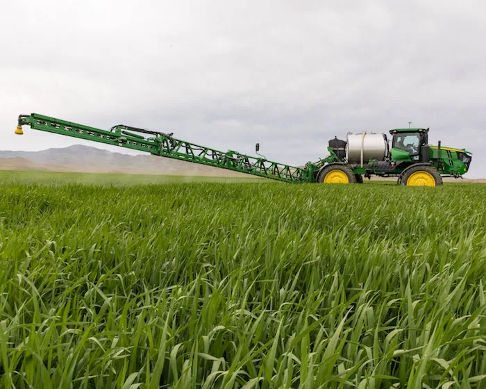 John Deere R4060 Sprayer_0619 copy