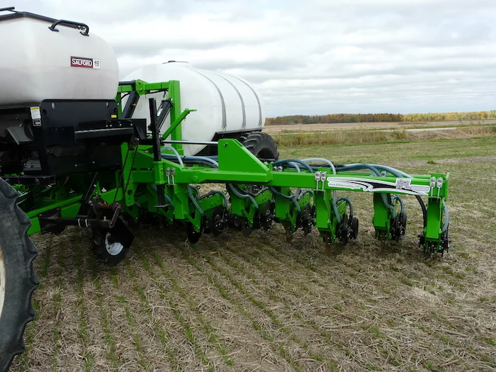 HFL Fabricating Biomass Builder Cover Crop Side Dresser_1220 copy