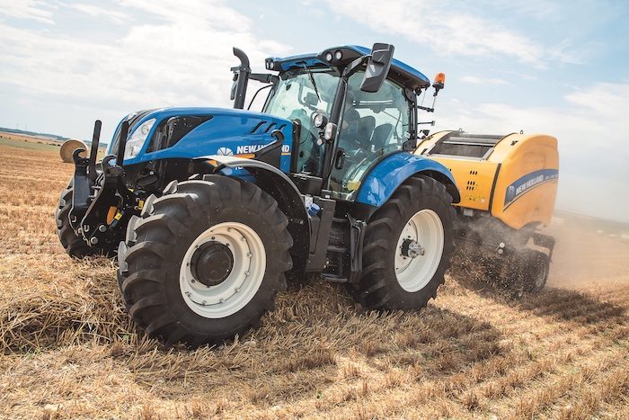 New Holland Agriculture T6.160 Dynamic Command Tractor_1220 copy