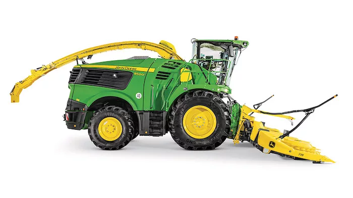 John Deere 9500 and 9600 Self-Propelled Forage Harvesters_0921 copy