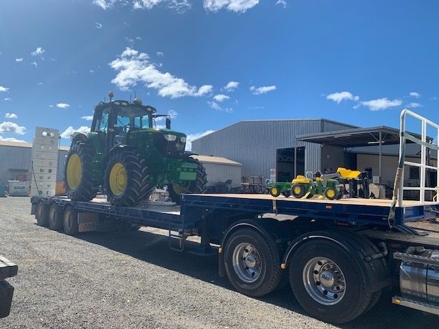 RDO Australia 6195M tractor and mini tractor