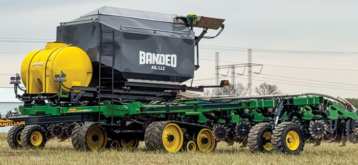 HTS-Strip-Till_Banded-Ag-equipment.jpg