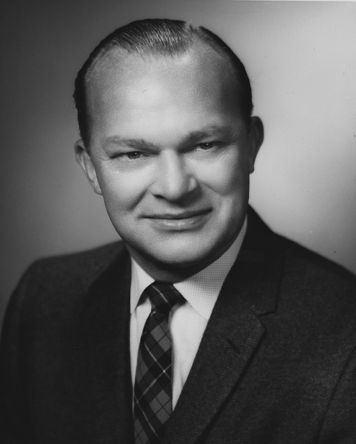 W E Munzell.jpg