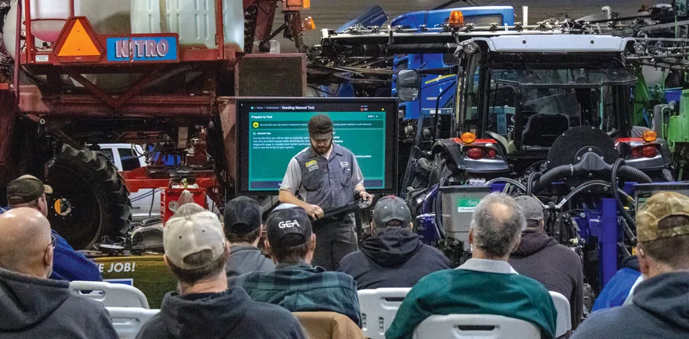 Swiderski-Equipment-hosts-a-planter-maintenance-clinic.jpg