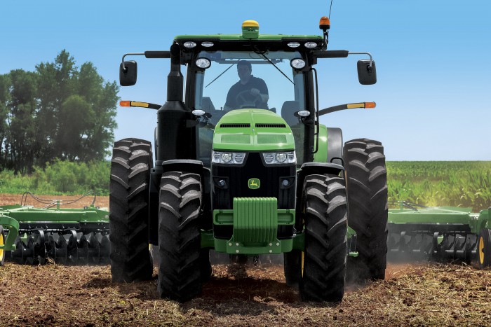 John Deere Rolls Out More Powerful 8R Series Tractors with FT4 Engines