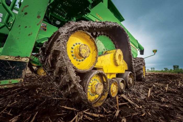 John Deere Introduces Feature Enhancements and a 36" Track Option to the S-Series Combine Line-Up