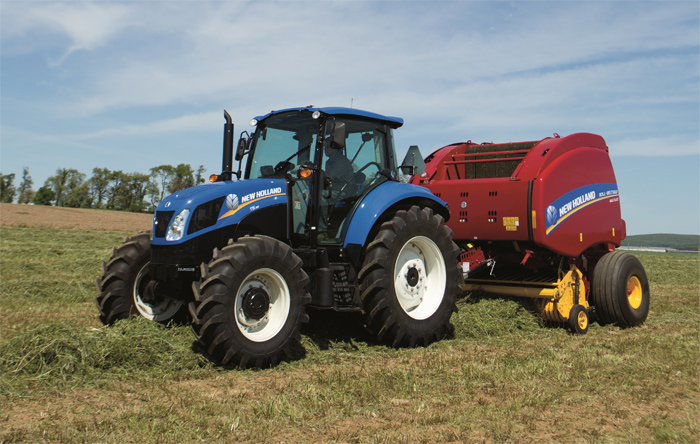 New Holland Roll-Belt 560 Round Baler Delivers Higher Baling Capacity