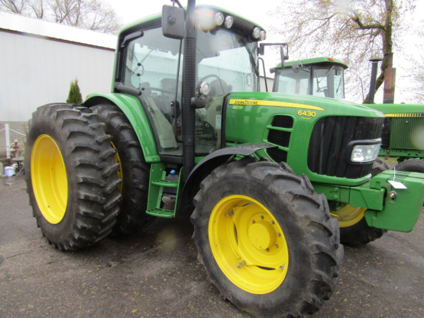 2012 John Deere 6430 Premium MFWD, IVT