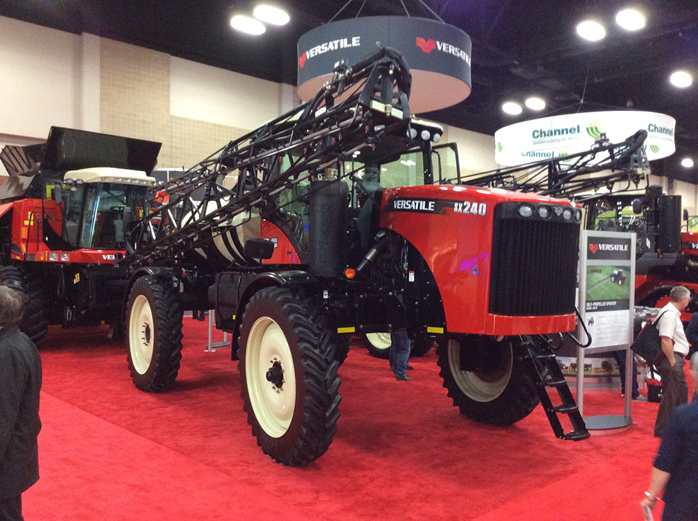 Versatile Launches New Self-Propelled Sprayers
