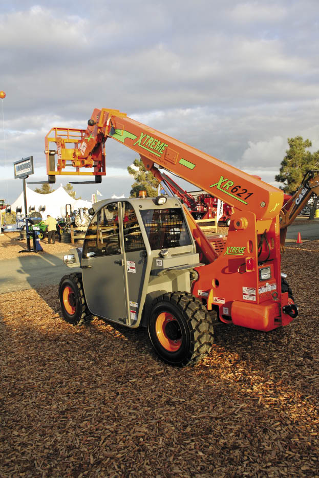 Las Vegas-based Xtreme Mfg. showed its compact XR621 telehandler at World Ag Expo.