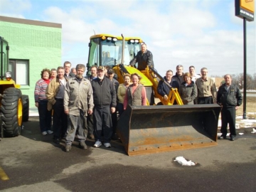 The staff of JCB of Twin Cities